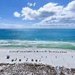 Commodore 1305 By Avantstay Beachfront Condo