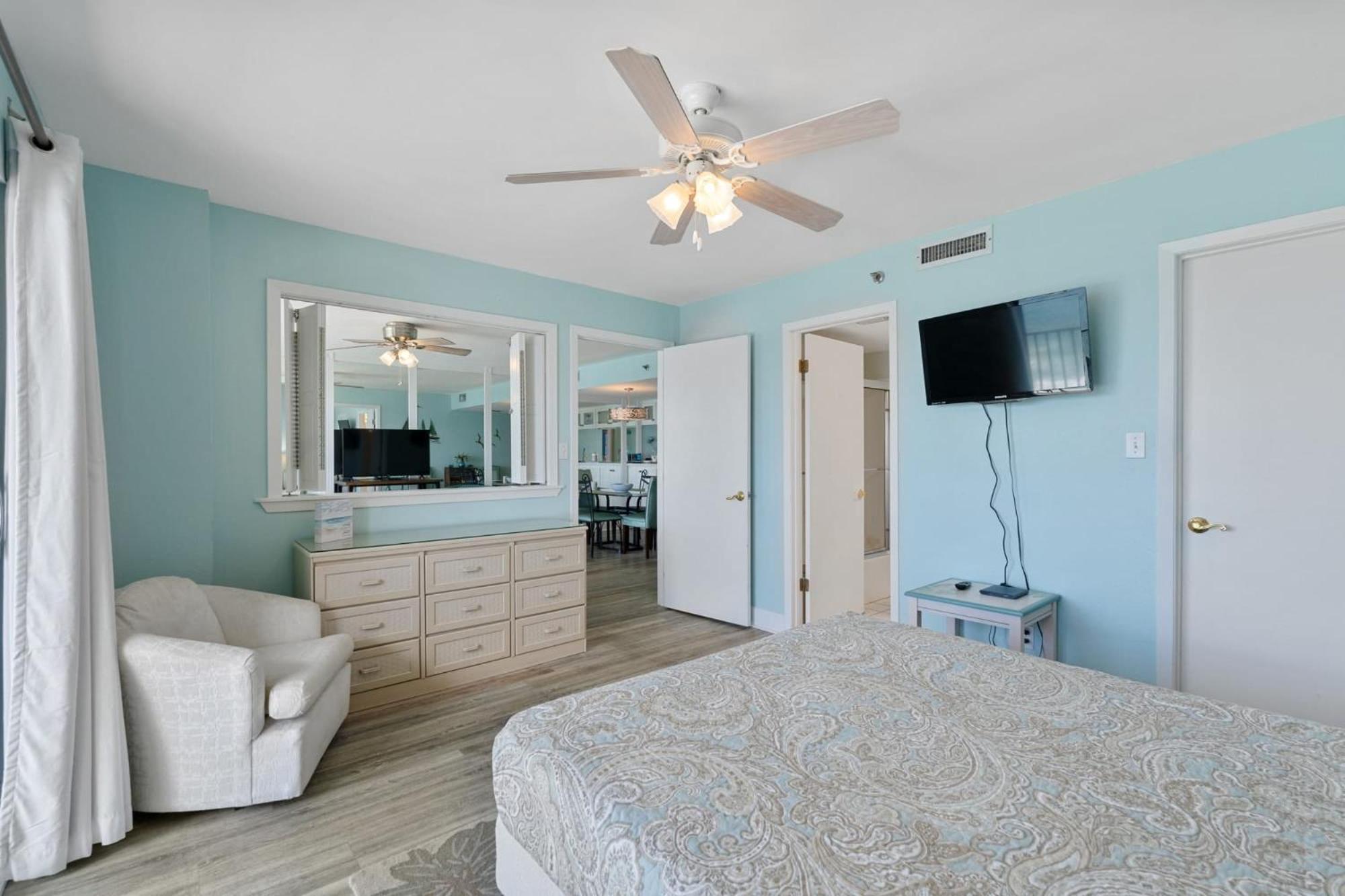 Commodore 1305 By Avantstay Beachfront Holiday home Panama City Beach