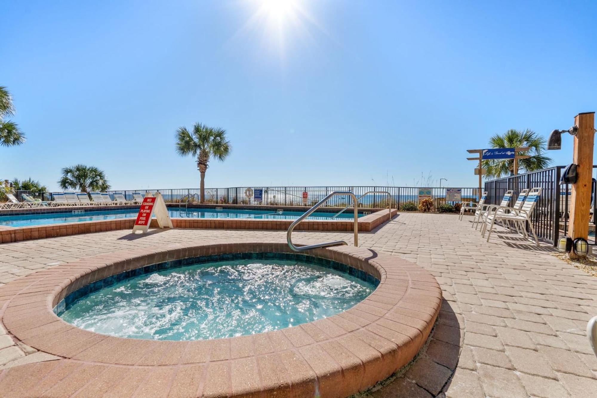 Commodore 1305 By Avantstay Beachfront Holiday home *