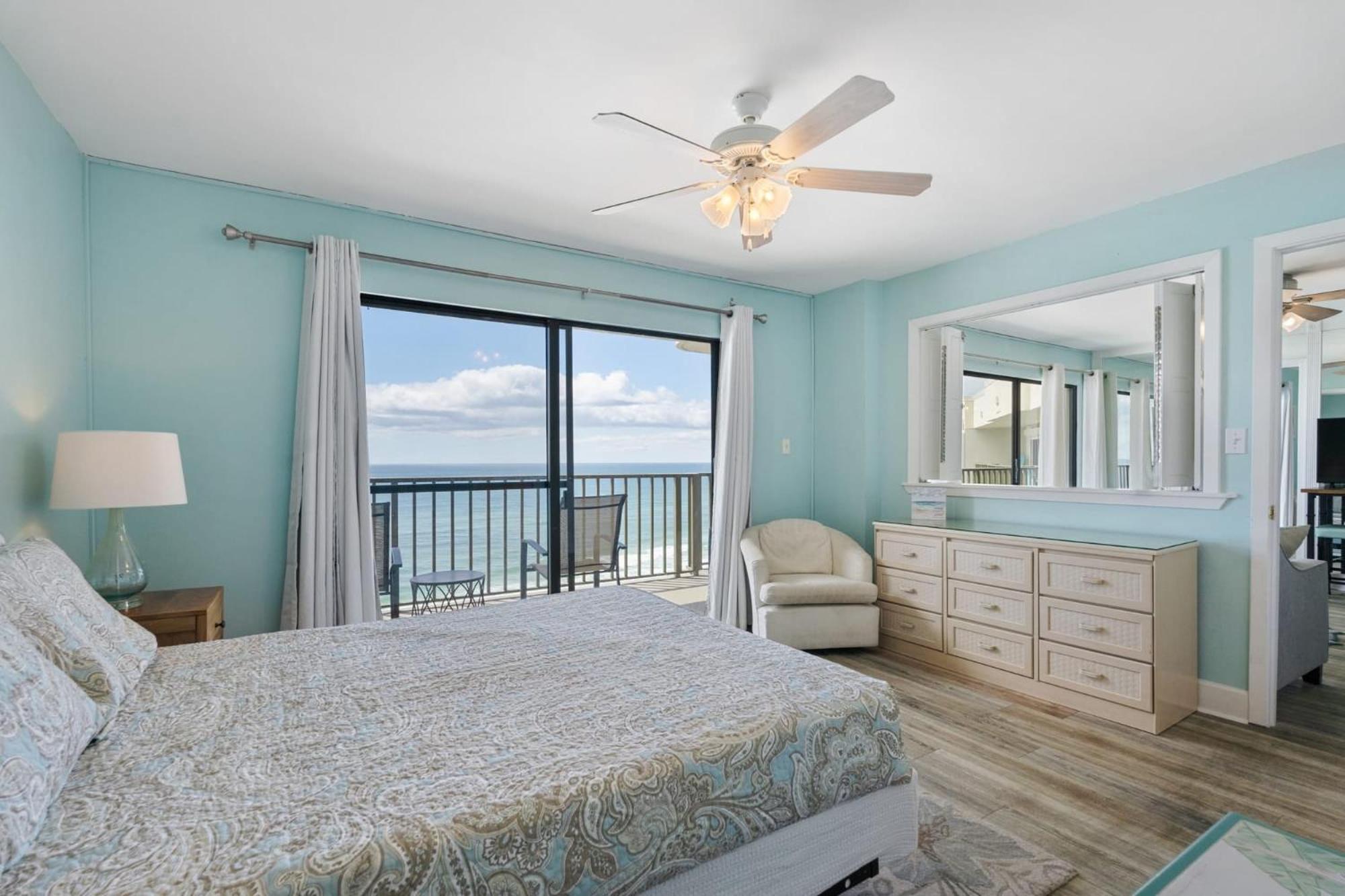 Commodore 1305 By Avantstay Beachfront